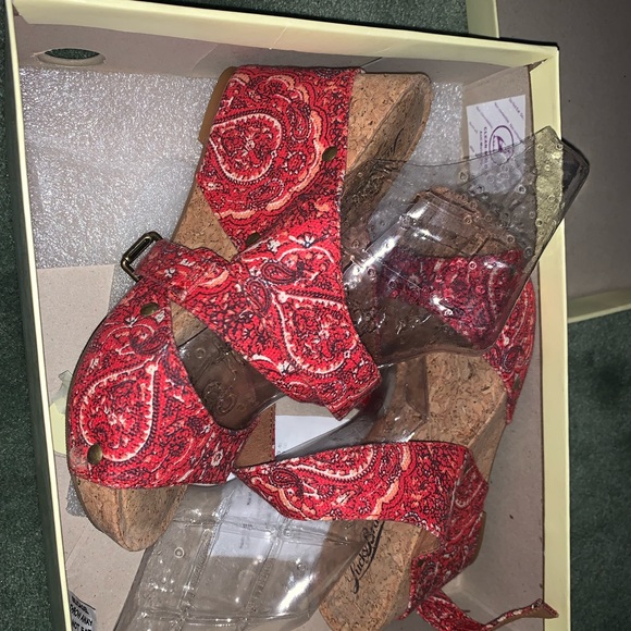 Wedge Shoes - Picture 3 of 5